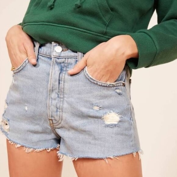 Reformation Pants - Reformation NWT Dixie High Rise Jean Shorts in Skye size 30